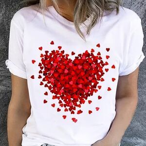 Valentines Day Tee Cluster Bursting Heart Crew Neck Size‎ Large NWOT